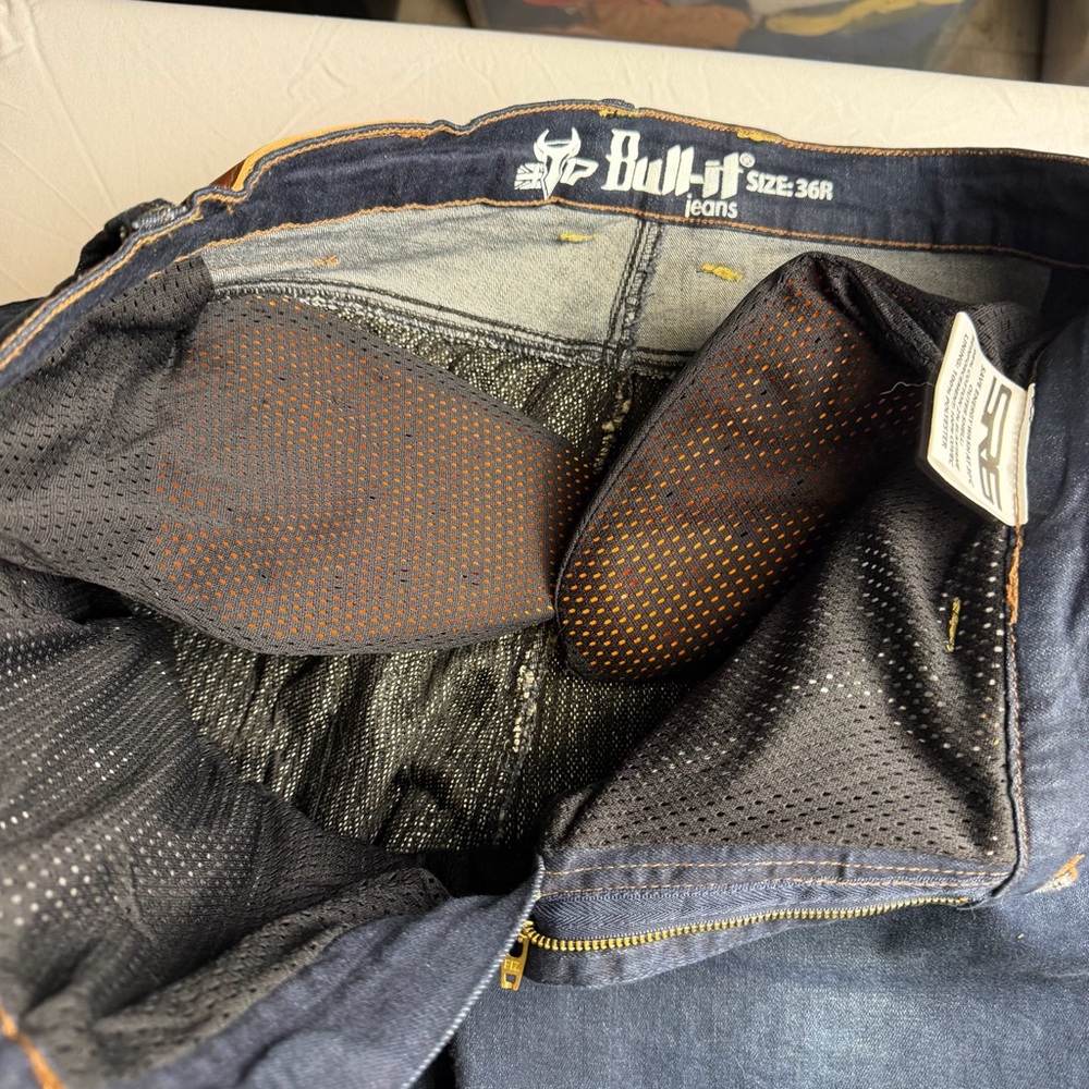 Bull-it riding jeans with hip armor men’s size 36 - Picture 8 of 8
